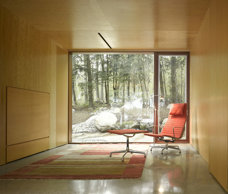 Clear Lake Cottage by MacLennan Jaunkalns Miller Architects