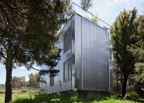 Espinar House by Miguel de Guzmán Espinar House by Miguel de Guzmán