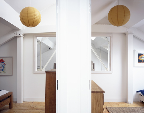House for a Painter by Dingle Price Architects House for a Painter by Dingle Price Architects