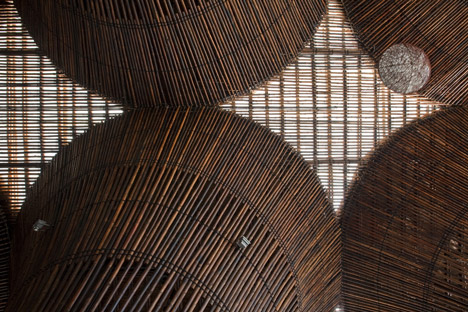 Kontum Indochine Cafe by Vo Trong Nghia Architects Kontum Indochine Cafe by Vo Trong Nghia Architects