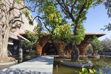 Kontum Indochine Cafe by Vo Trong Nghia Architects Kontum Indochine Cafe by Vo Trong Nghia Architects