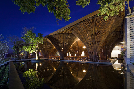 Kontum Indochine Cafe by Vo Trong Nghia Architects Kontum Indochine Cafe by Vo Trong Nghia Architects