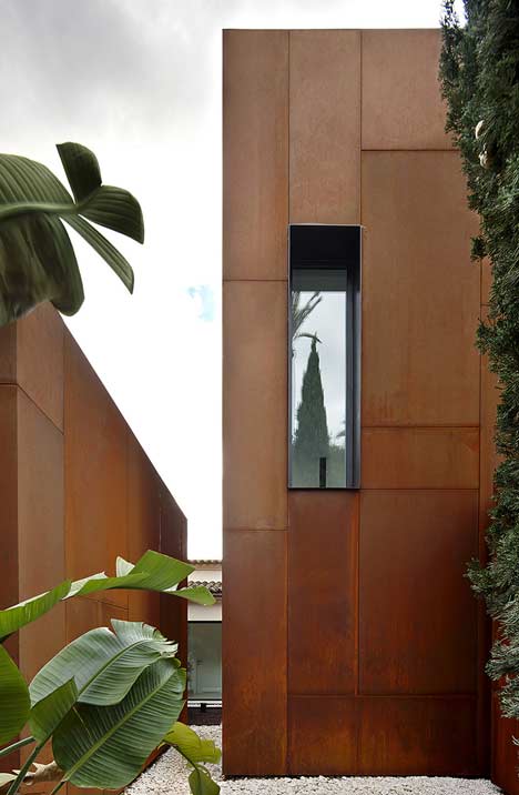 dezeen_KubiKextension-by-GRAS-arquitectos_13 dezeen_KubiKextension-by-GRAS-arquitectos_13