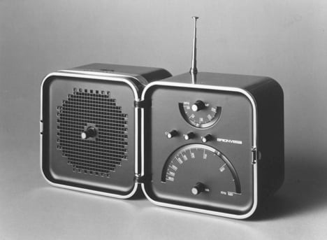 dezeen_Richard Sapper_TS 502 radio dezeen_Richard Sapper_TS 502 radio