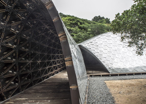 dezeen_SUTD Library Pavilion_3 dezeen_SUTD Library Pavilion_3