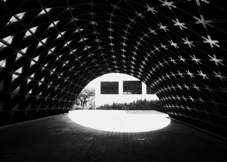 dezeen_SUTD Library Pavilion_9 dezeen_SUTD Library Pavilion_9