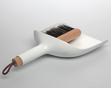 Sweeper and dustpan by Jan Kochanski Sweeper and dustpan by Jan Kochanski
