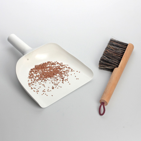 Sweeper and dustpan by Jan Kochanski Sweeper and dustpan by Jan Kochanski