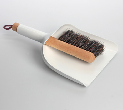 Sweeper and dustpan by Jan Kochanski Sweeper and dustpan by Jan Kochanski