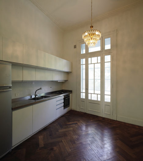 Venturini House by Adamo-Faiden