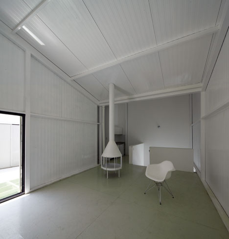 Venturini House by Adamo-Faiden