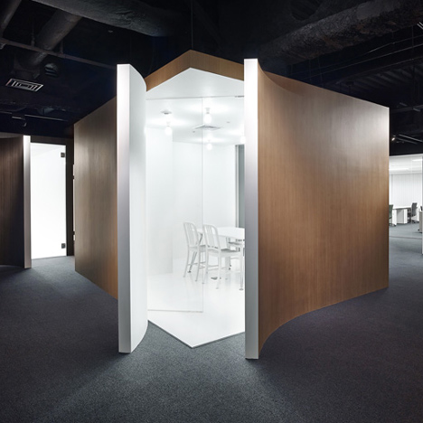 Spicebox Office by Nendo