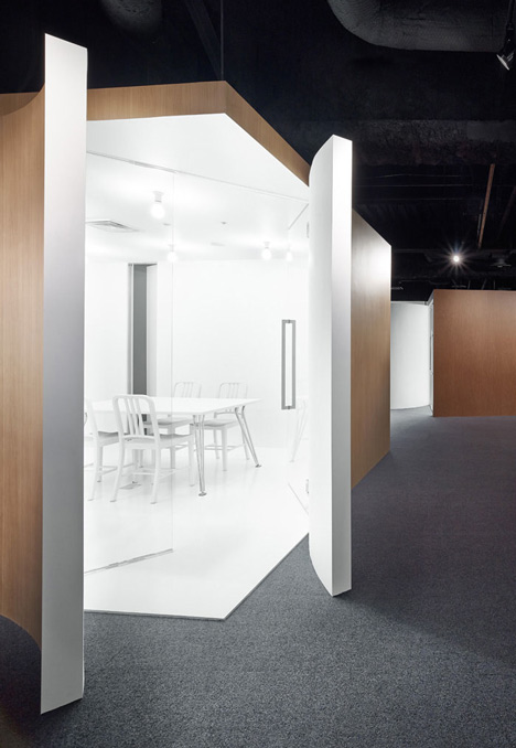 Spicebox Office by Nendo Spicebox Office by Nendo