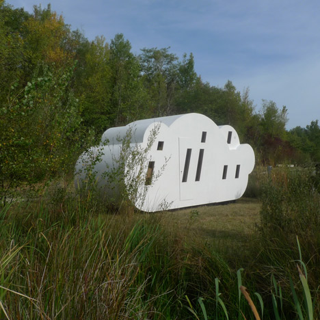 Le Nuage by Zébra3/Buy-­Sellf