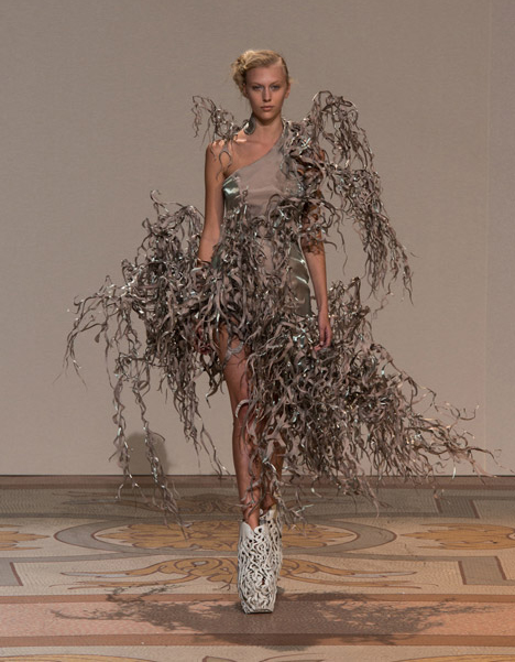 3D printed shoes by Iris van Herpen and Rem D Koolhaas