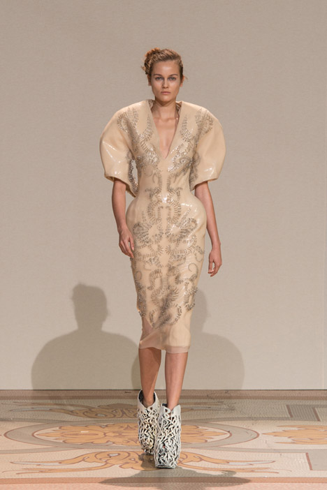 3D printed shoes by Iris van Herpen and Rem D Koolhaas