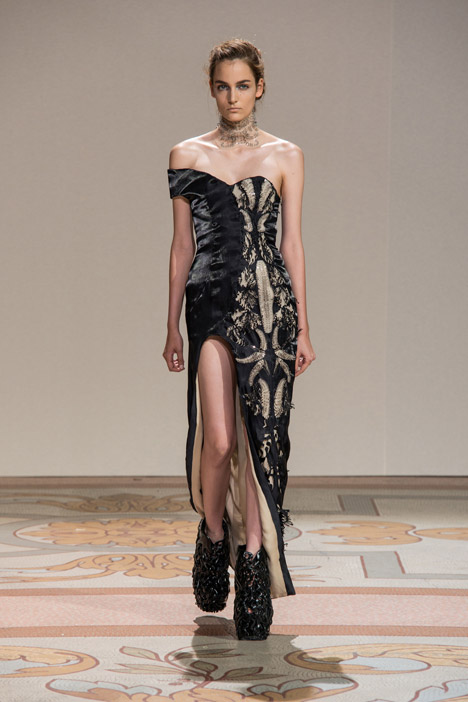 3D printed shoes by Iris van Herpen and Rem D Koolhaas