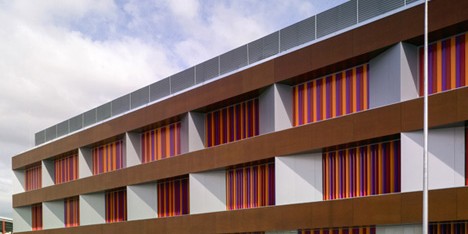 School Complex in Zaragoza by Magén Arquitectos