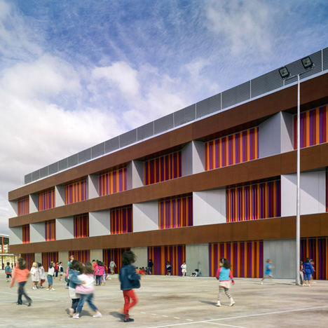 School Complex in Zaragoza by Magén Arquitectos