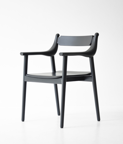 Wooden bird chair by Jungmo Yang