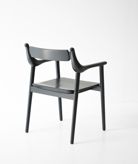 Wooden bird chair by Jungmo Yang