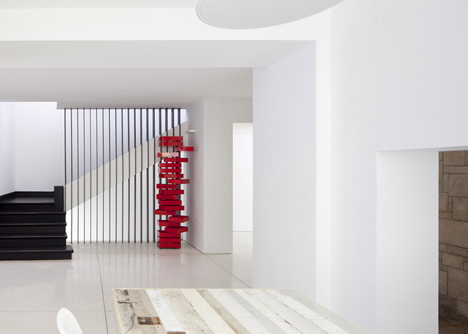 An Urban Villa by Pitsou Kedem Architects