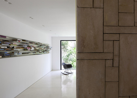 An Urban Villa by Pitsou Kedem Architects