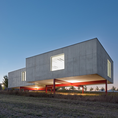Biokilab Laboratories by Taller Basico de Arquitectura