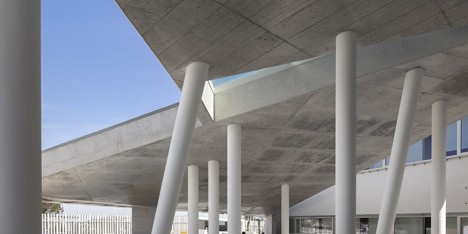 Caneças High School by ARX Portugal