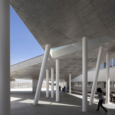 Caneças High School by ARX Portugal