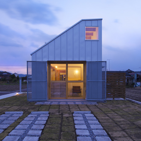 Dog Salon by Horibe Associates