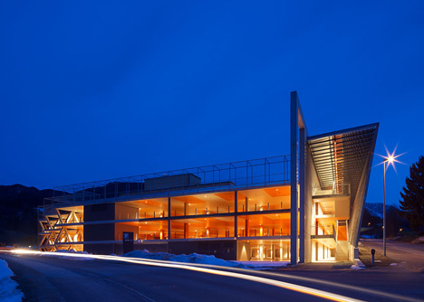 Festspielgarage Erl by Kleboth Lindinger Dollnig