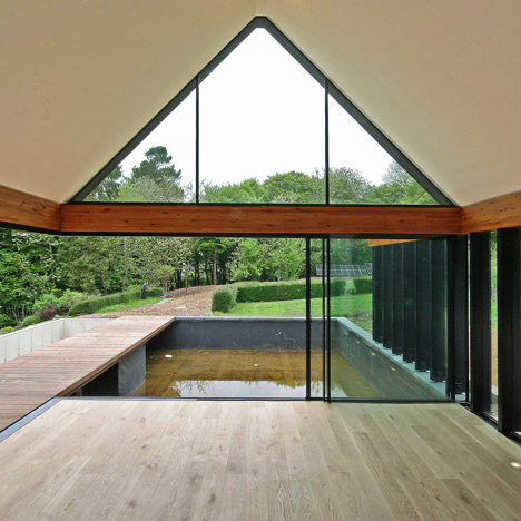 Highacres Oxfordshire by Duncan Foster Architects