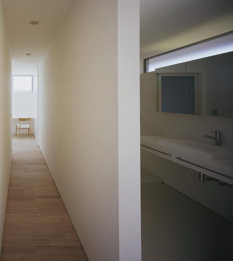 House in Naruto by Horibe Associates
