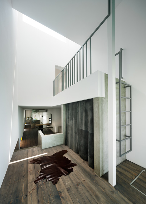 Promenade House by FORM: Kouichi Kimura Arcitects