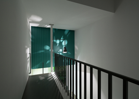 Promenade House by FORM: Kouichi Kimura Arcitects