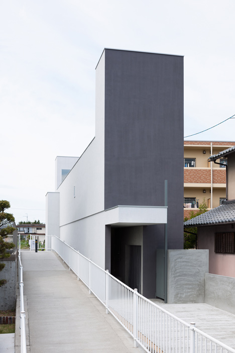 Promenade House by FORM: Kouichi Kimura Arcitects
