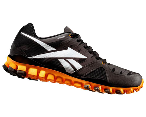 RealFlex U-FORM shrink to fit running shoes by Reebok