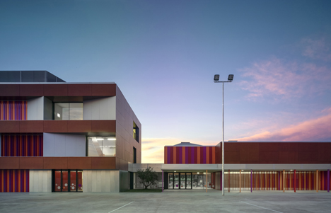 School Complex in Zaragoza by Magén Arquitectos