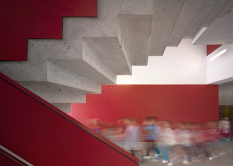 School Complex in Zaragoza by Magén Arquitectos