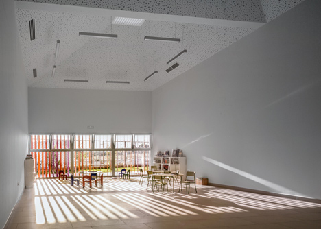 School Complex in Zaragoza by Magén Arquitectos
