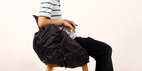 The Holding-breath Chair by Ray Jiao & Yi Wang