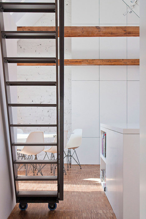 Workshop in the Attic by PL_architekci