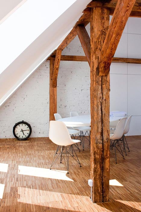 Workshop in the Attic by PL_architekci