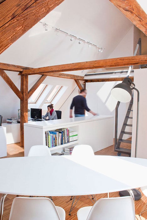 Workshop in the Attic by PL_architekci