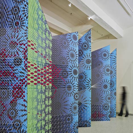 Zigzag by ISSSStudio and deSc