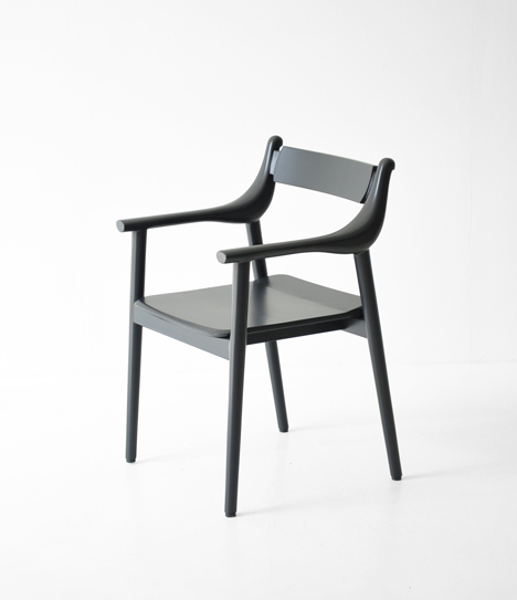 Wooden bird chair by Jungmo Yang