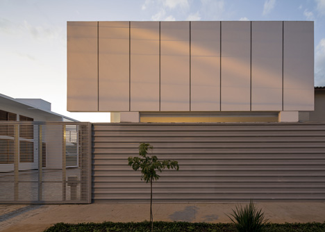 AV Houses by Corsi Hirano Arquitetos