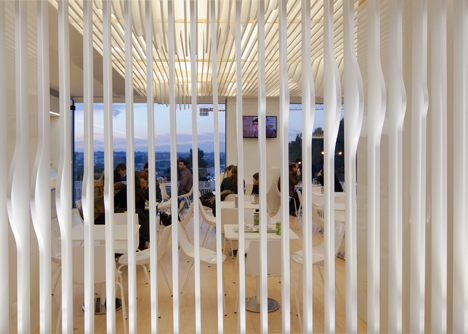dezeen_Bakery in Porto by Paulo Merlini_7