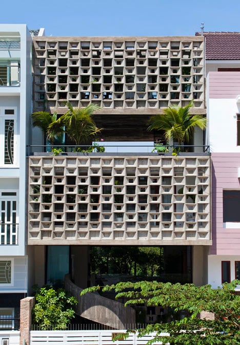 Binh Thanh House by Vo Trong Nghia and Sanuki + Nishizawa